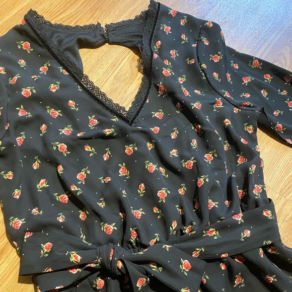 Rose romper - Picture 3 of 8